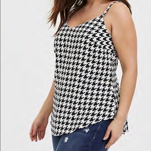 NWT houndstooth tank